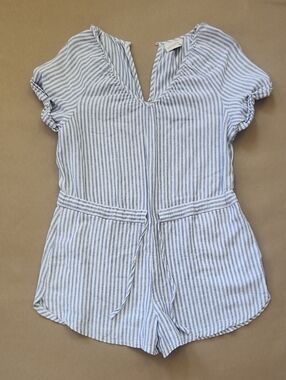 Universal Thread Blue and White Striped Romper